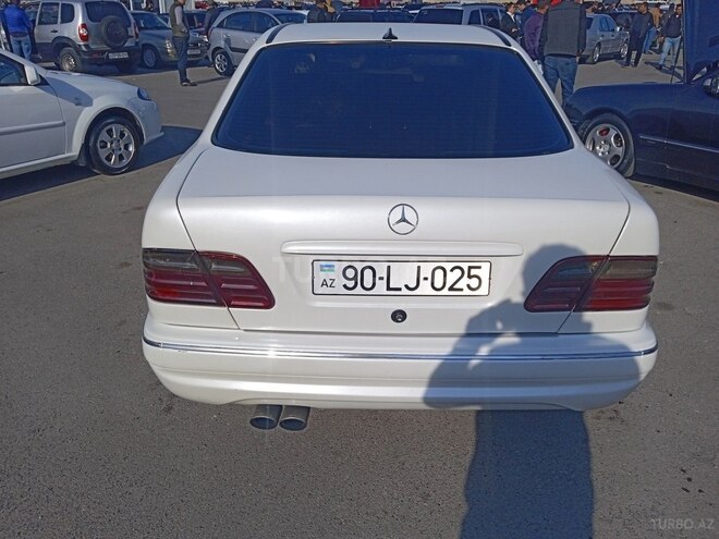 Mercedes E 240 1999, 307,000 km - 2.4 l - Bakı