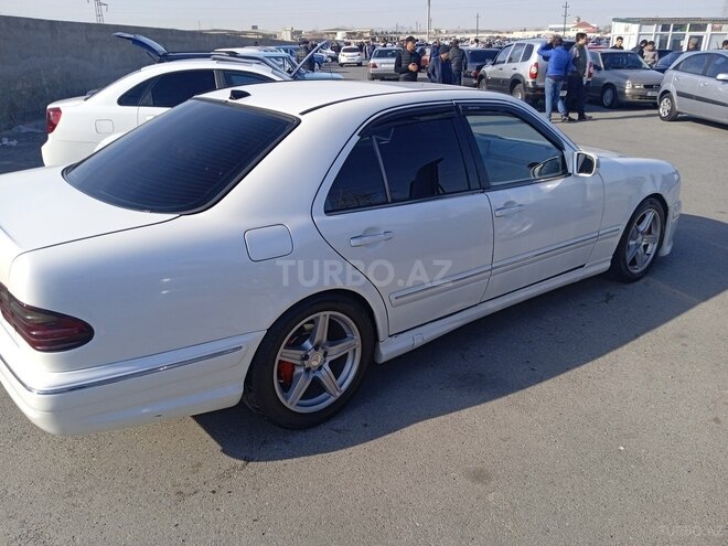 Mercedes E 240 1999, 307,000 km - 2.4 l - Bakı
