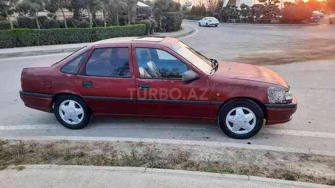 Opel Vectra 1993, 150,000 km - 1.6 l - Bakı