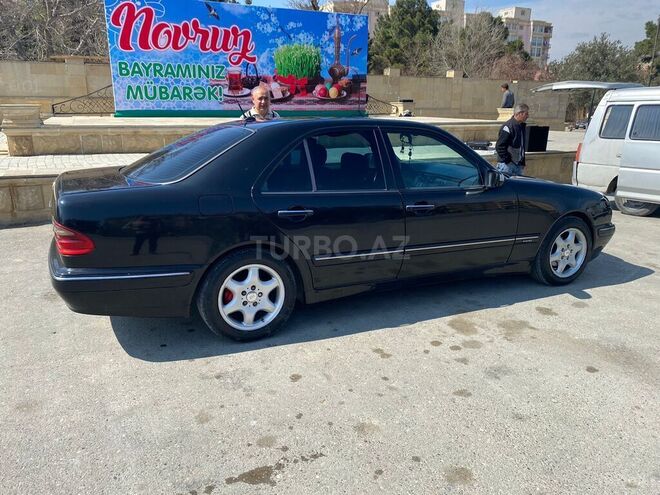 Mercedes E 220 2002, 436,000 km - 2.2 l - Bakı