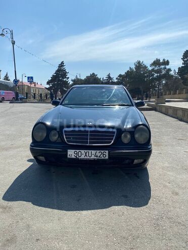 Mercedes E 220 2002, 436,000 km - 2.2 l - Bakı