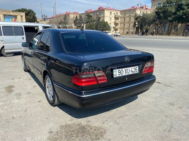 Mercedes E 220 2002, 436,000 km - 2.2 l - Bakı