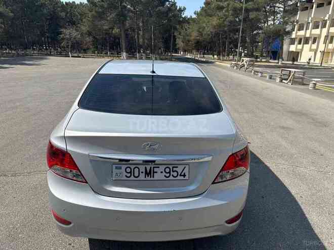 Hyundai Accent 2011, 230,000 km - 1.6 l - Sumqayıt