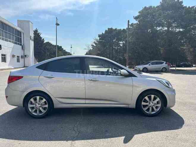 Hyundai Accent 2011, 230,000 km - 1.6 l - Sumqayıt