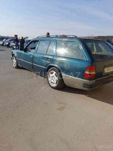Mercedes E 220 1994, 650,000 km - 2.2 l - Bakı