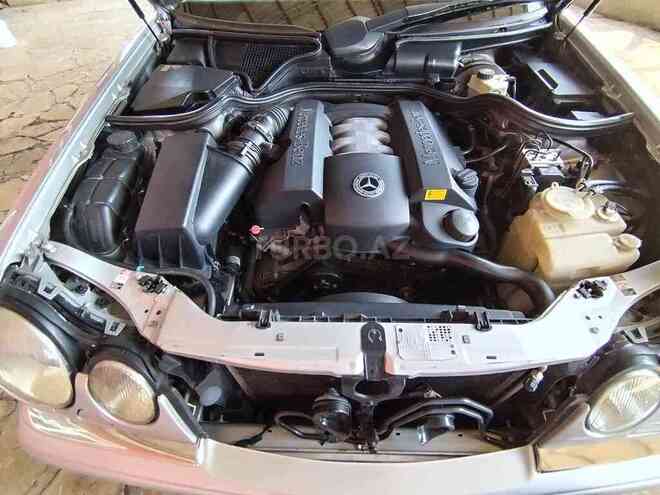 Mercedes E 230 1998, 367,000 km - 2.5 l - Bakı