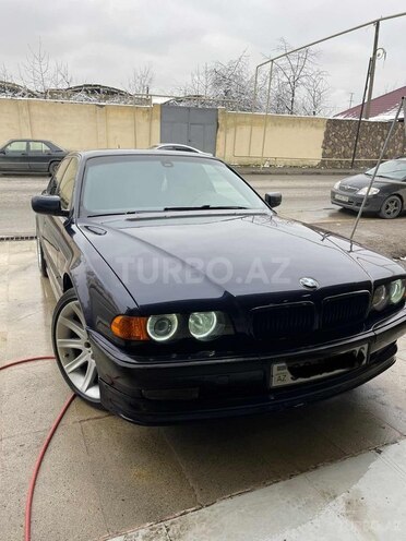 BMW 728 1999, 288,678 km - 2.8 л - Quba
