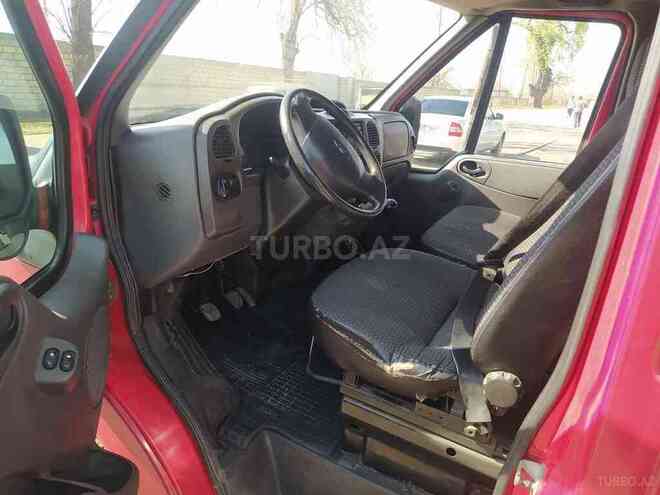 Ford Transit 2003, 200,000 km - 2.0 l - Qax