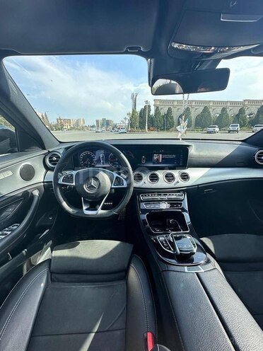 Mercedes E 220 2017, 170,000 km - 2.0 л - Gəncə