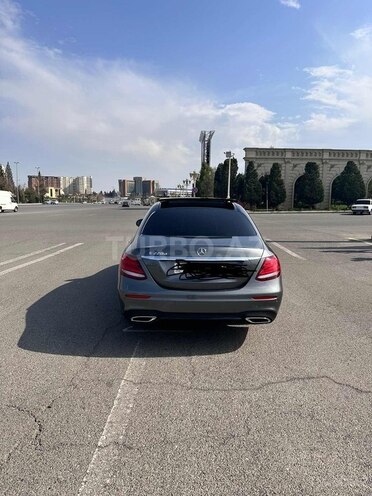 Mercedes E 220 2017, 170,000 km - 2.0 л - Gəncə