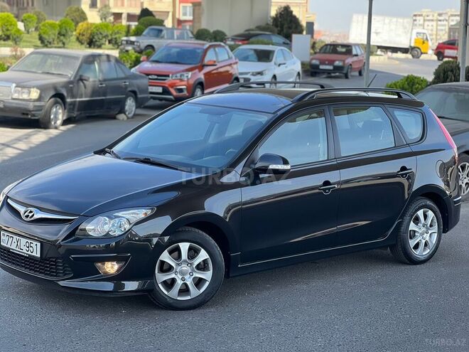 Hyundai i30 2011, 190,000 km - 1.4 л - Bakı