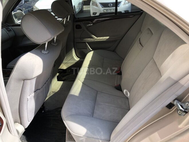Mercedes E 220 2000, 222,000 km - 2.2 l - Bakı