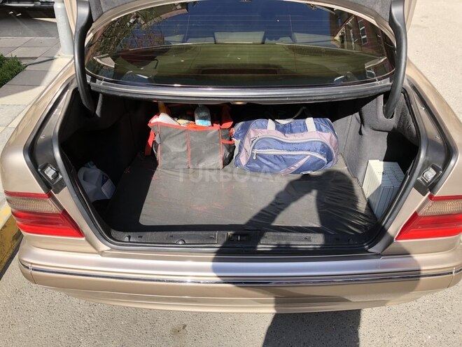 Mercedes E 220 2000, 222,000 km - 2.2 l - Bakı