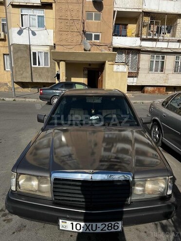 Mercedes 190 1993, 440,000 km - 2.0 л - Bakı