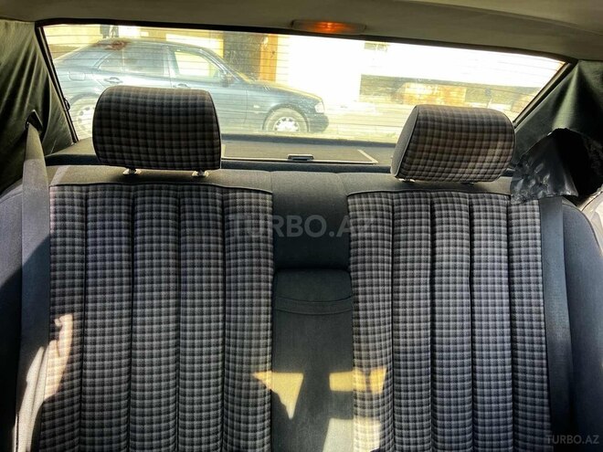 Mercedes 190 1993, 440,000 km - 2.0 л - Bakı
