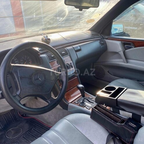 Mercedes E 200 1995, 428,344 km - 2.0 l - Bakı