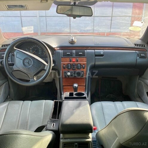 Mercedes E 200 1995, 428,344 km - 2.0 l - Bakı