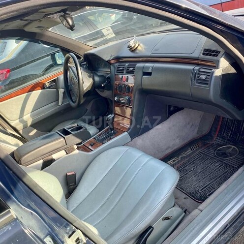 Mercedes E 200 1995, 428,344 km - 2.0 l - Bakı