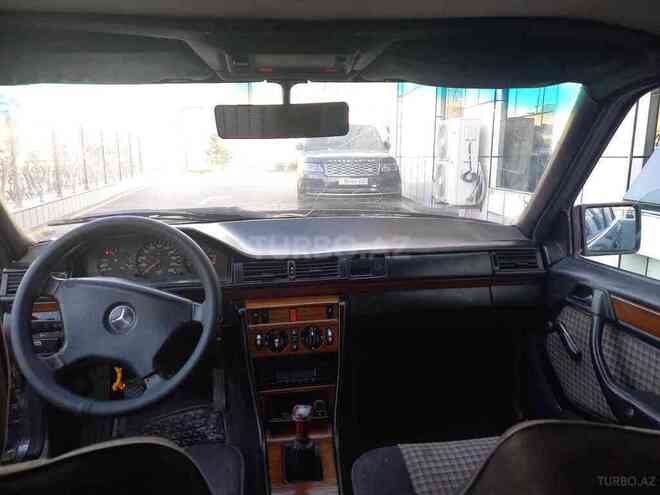 Mercedes E 220 1991, 452,691 km - 2.2 l - Bakı