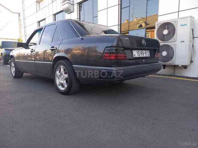 Mercedes E 220 1991, 452,691 km - 2.2 l - Bakı