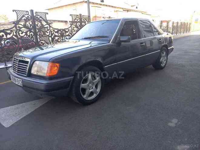 Mercedes E 220 1991, 452,691 km - 2.2 l - Bakı