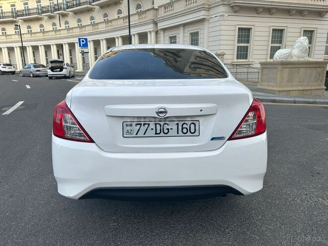 Nissan Sunny 2015, 141,000 km - 1.2 l - Bakı