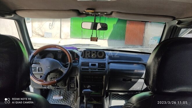 Mitsubishi Pajero 1993, 336,685 km - 2.8 л - Bakı