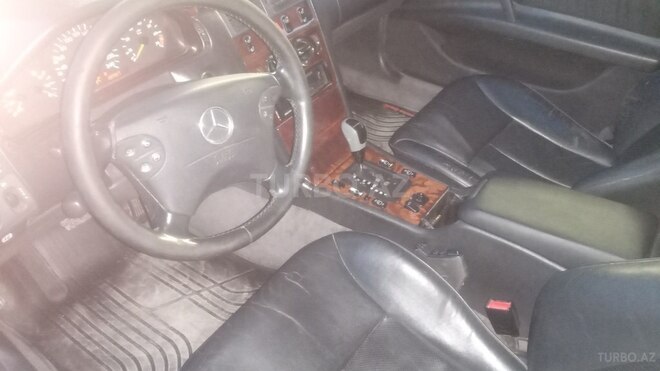 Mercedes E 240 1998, 364,000 km - 2.4 l - Sumqayıt