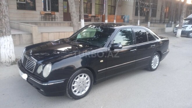Mercedes E 240 1998, 364,000 km - 2.4 l - Sumqayıt