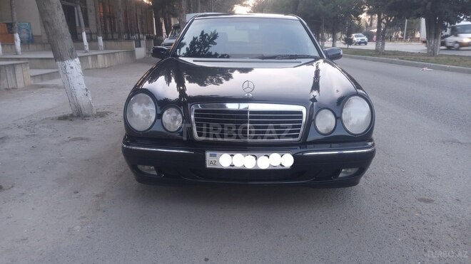 Mercedes E 240 1998, 364,000 km - 2.4 l - Sumqayıt