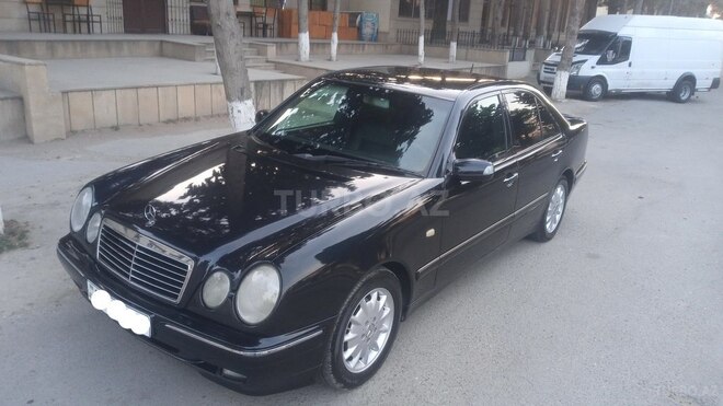 Mercedes E 240 1998, 364,000 km - 2.4 l - Sumqayıt