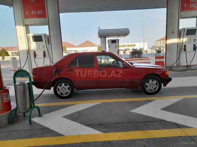 Mercedes 190 1992, 400,000 km - 2.0 l - Sabirabad