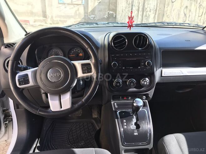 Jeep Compass 2013, 200,500 km - 2.4 l - Bakı