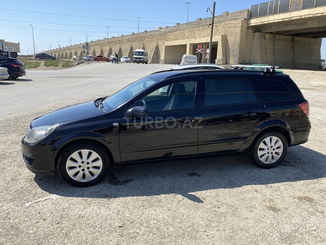 Opel Astra 2006, 330,000 km - 1.9 l - Bakı