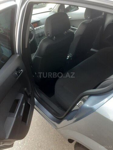 Opel Astra 2009, 124,000 km - 1.4 l - Bakı