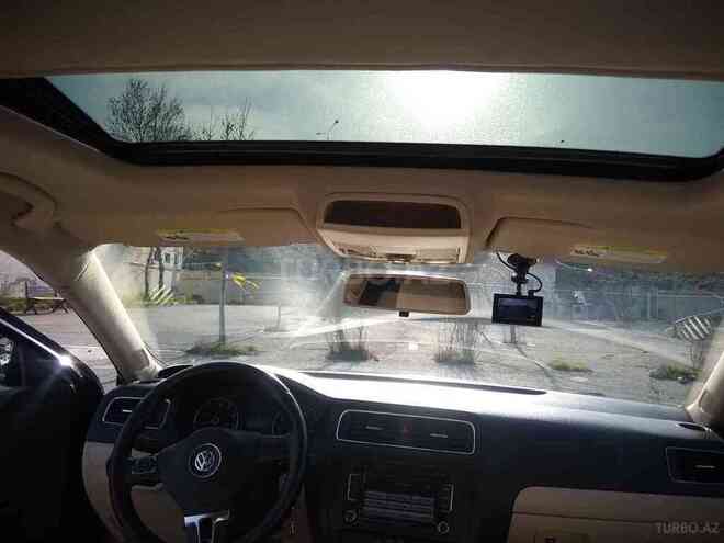 Volkswagen Jetta 2011, 170,000 km - 2.5 л - Bakı