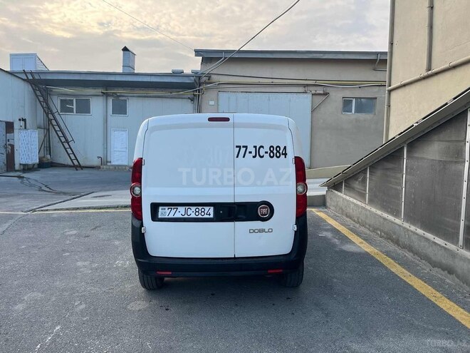 Fiat Doblo 2015, 235,000 km - 1.4 l - Bakı