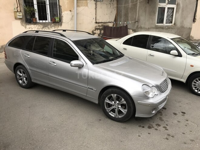 Mercedes C 220 2005, 670,000 km - 2.2 l - Bakı