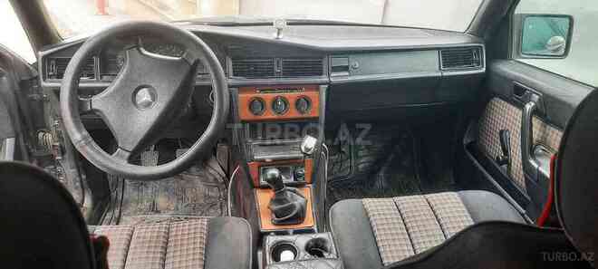 Mercedes 190 1992, 556,880 km - 2.0 l - Qusar