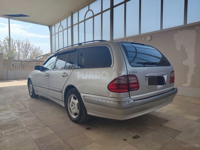 Mercedes E 200 2000, 236,000 km - 2.0 l - Gəncə