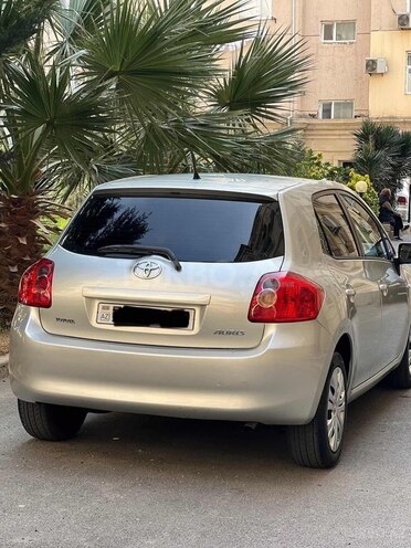 Toyota Auris 2007, 186,400 km - 1.4 л - Bakı