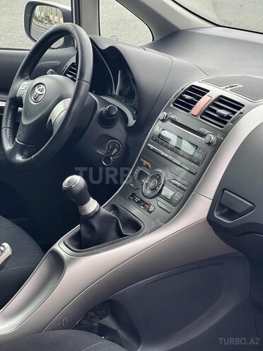 Toyota Auris 2007, 186,400 km - 1.4 л - Bakı