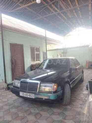 Mercedes E 200 1991, 256,893 km - 2.0 l - Bakı