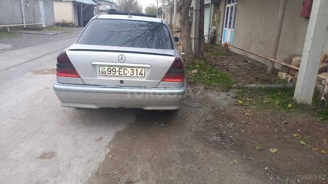 Mercedes C 220 1998, 440,000 km - 2.2 л - İmişli