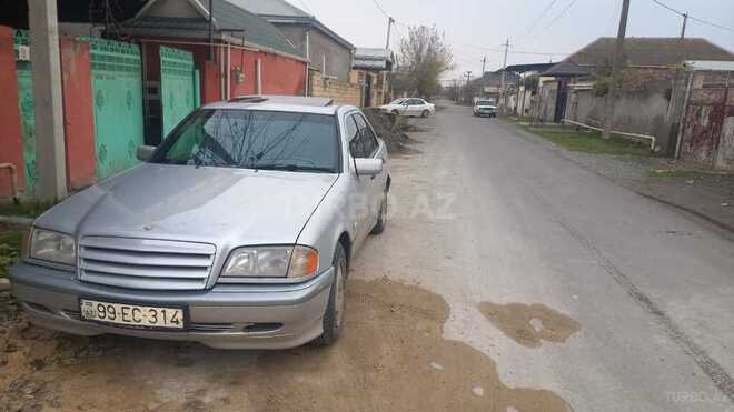 Mercedes C 220 1998, 440,000 km - 2.2 л - İmişli