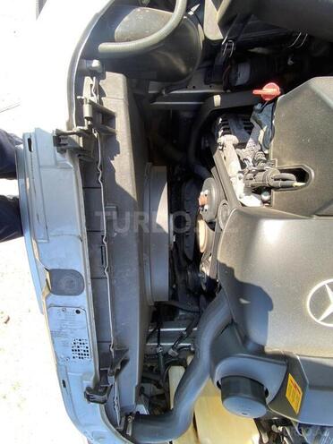 Mercedes E 240 2000, 307,500 km - 2.6 l - Bakı