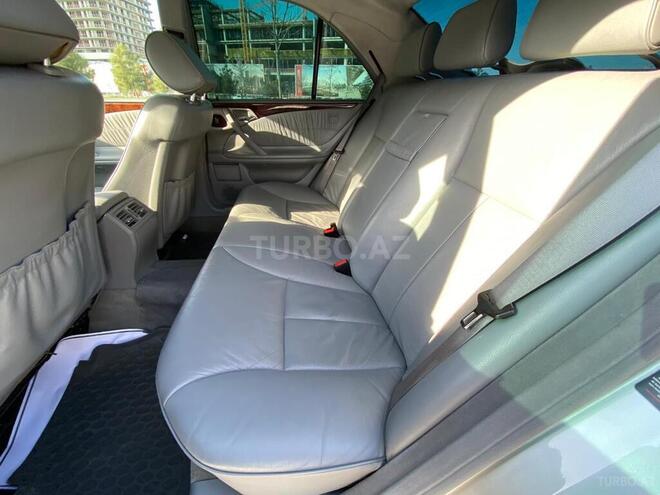 Mercedes E 240 2000, 307,500 km - 2.6 l - Bakı