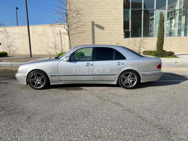 Mercedes E 240 2000, 307,500 km - 2.6 l - Bakı