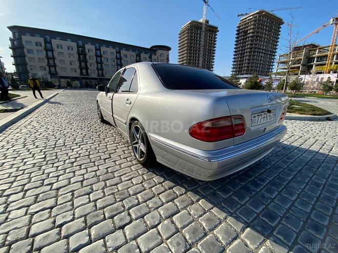 Mercedes E 240 2000, 307,500 km - 2.6 l - Bakı