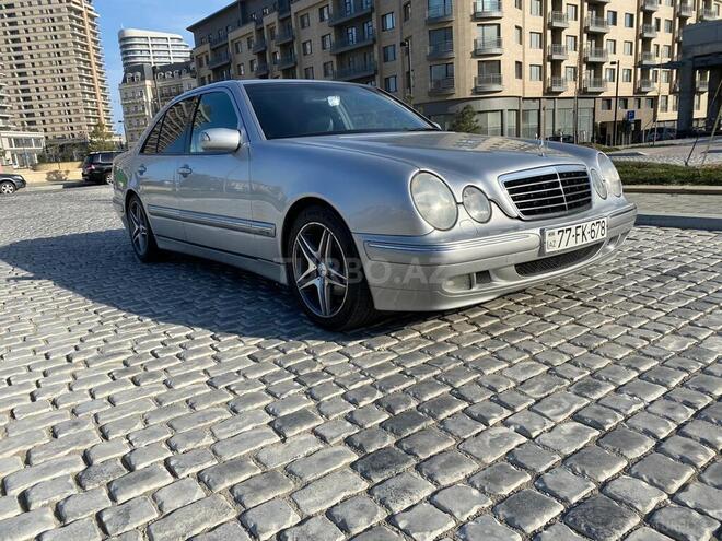 Mercedes E 240 2000, 307,500 km - 2.6 l - Bakı